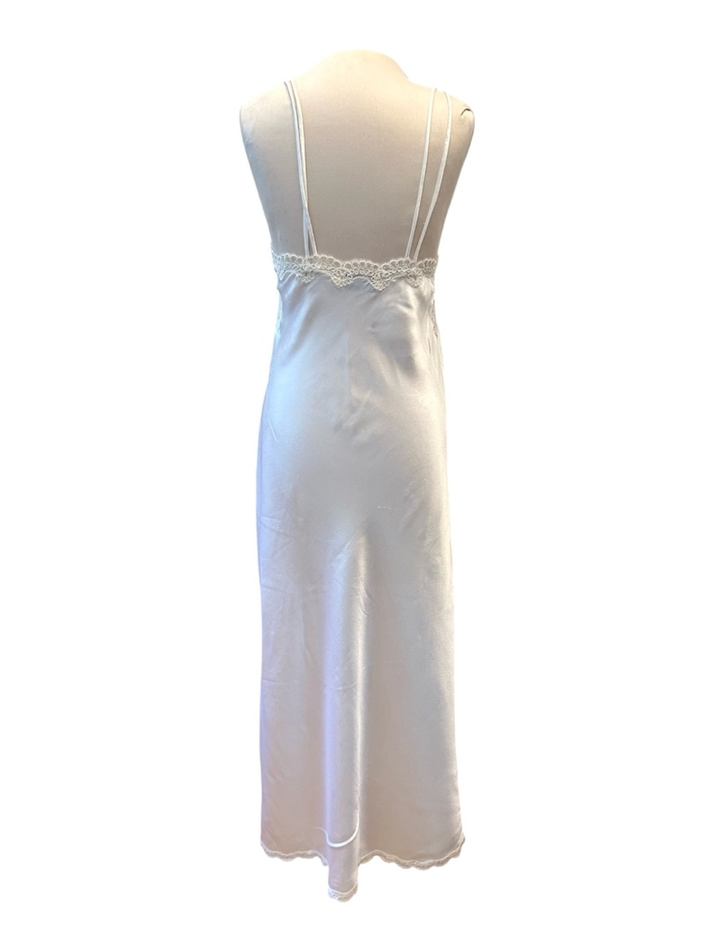 Christian Dior White on White Satin and Lace Nightgown - Picture 4 of 7